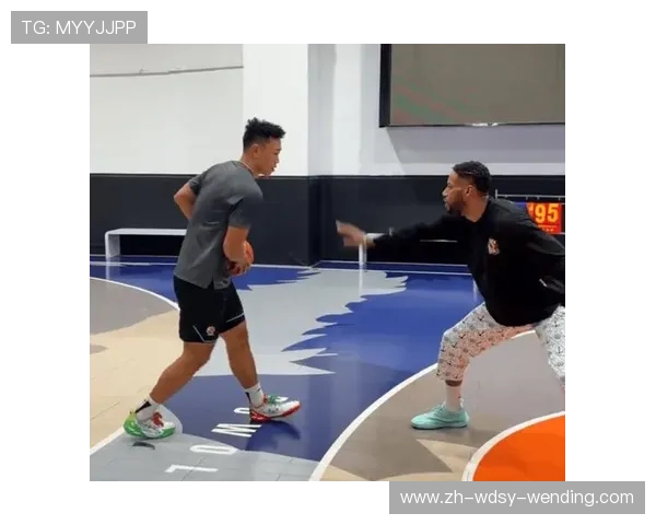 足球场偶遇CBA球员事件回顾